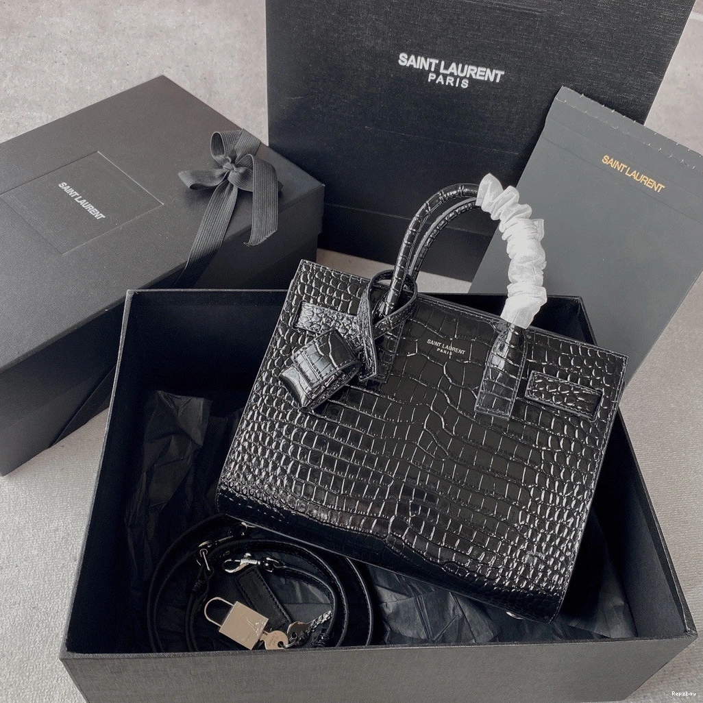 Rep ladies REP DE JOUR YSL SAC NANO 0818